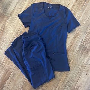 Cherokee Infinity scrub set